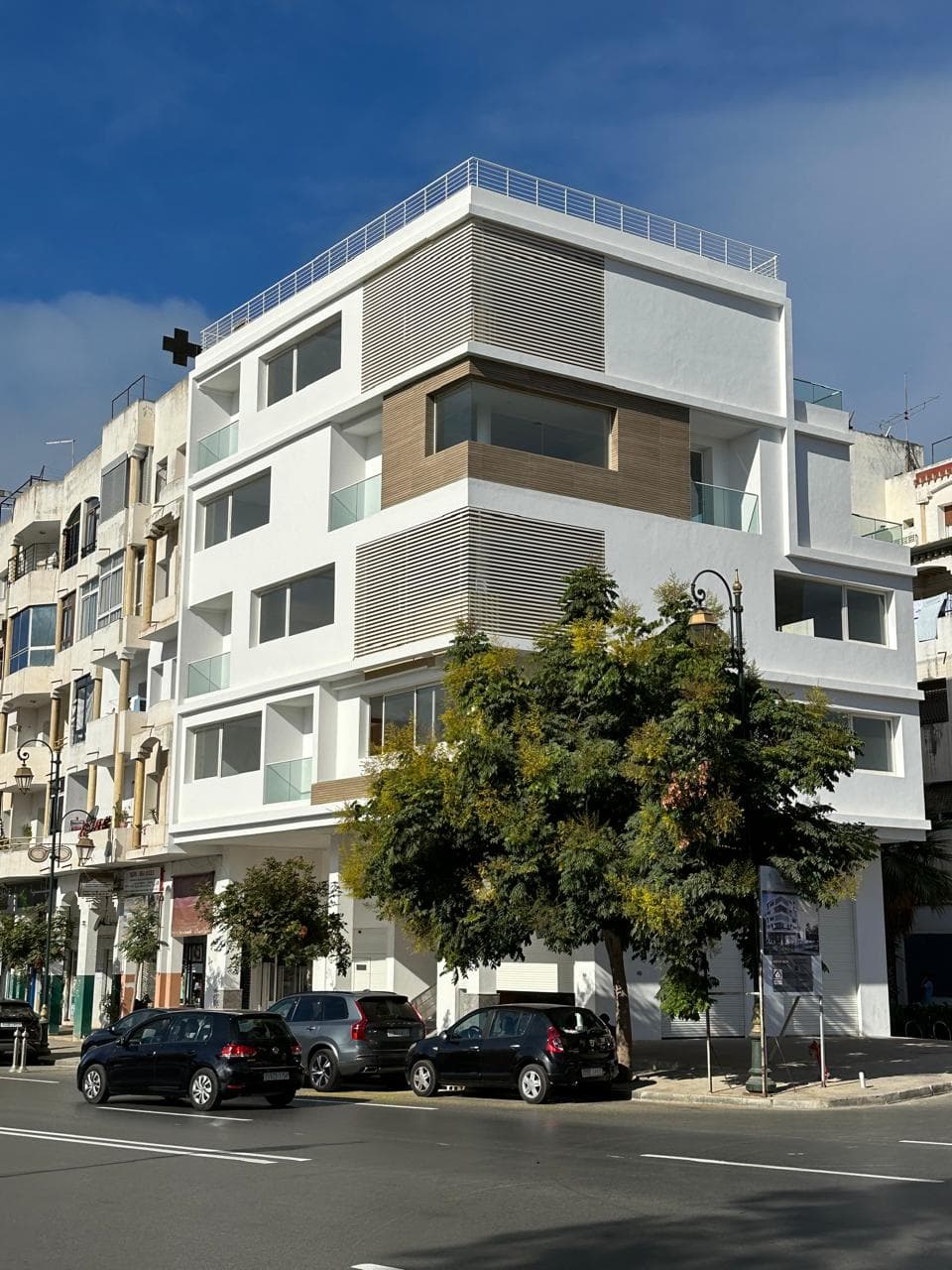A louer Immeuble R4 1077 m² Yacoub El Mansour