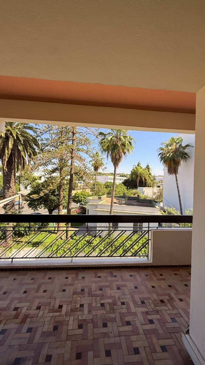 Appartement à louer 180m Haut Agdal